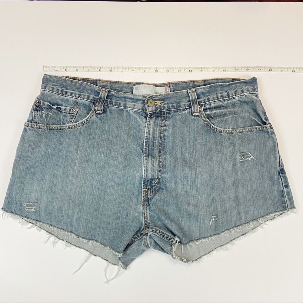 Levi’s 559 Custom Distressed Cut Off Shorts Sz XL